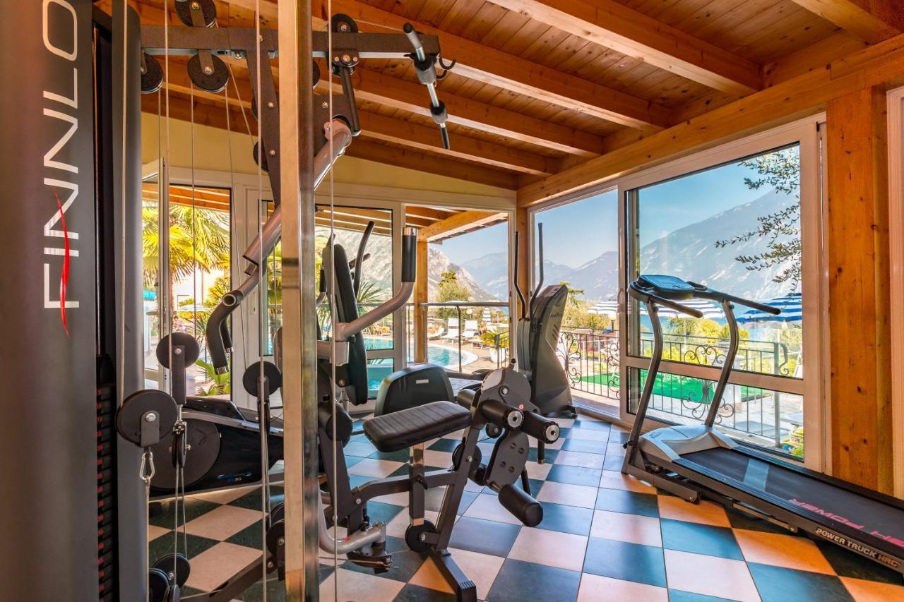 Hotel Riviera Panoramic Green Resort 利莫内-苏尔加达 外观 照片