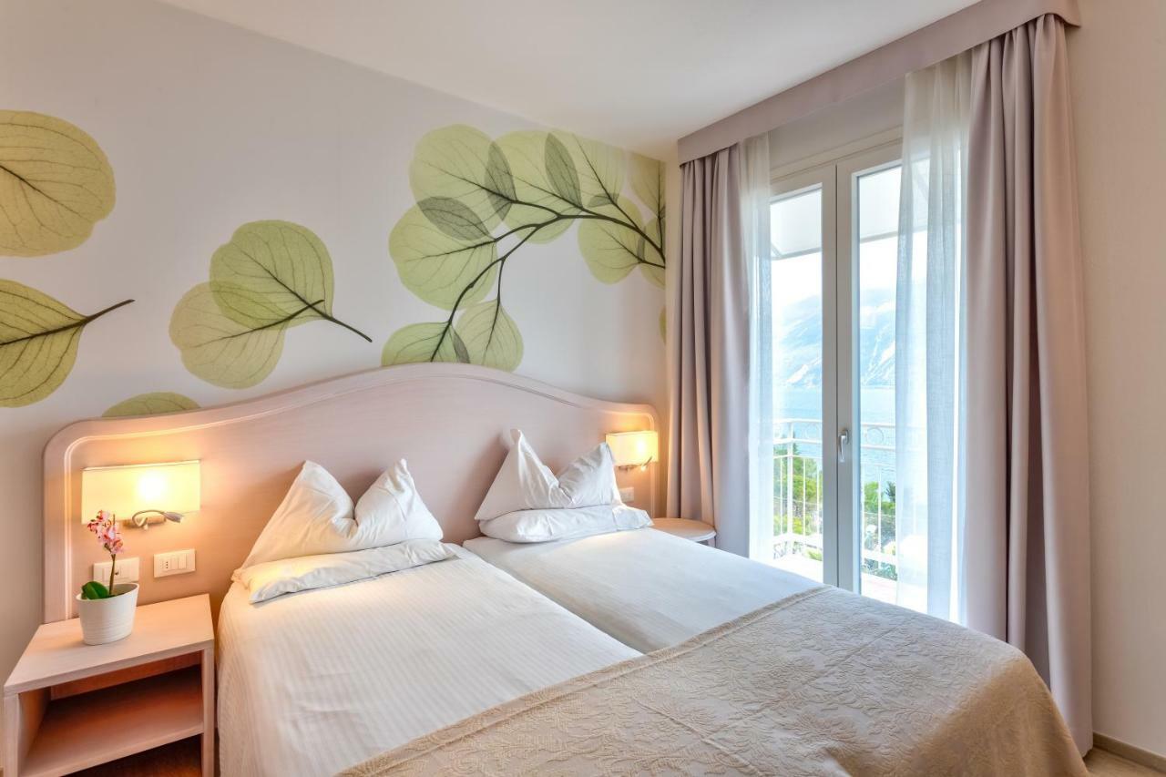Hotel Riviera Panoramic Green Resort 利莫内-苏尔加达 外观 照片