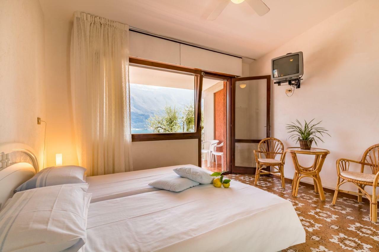 Hotel Riviera Panoramic Green Resort 利莫内-苏尔加达 外观 照片